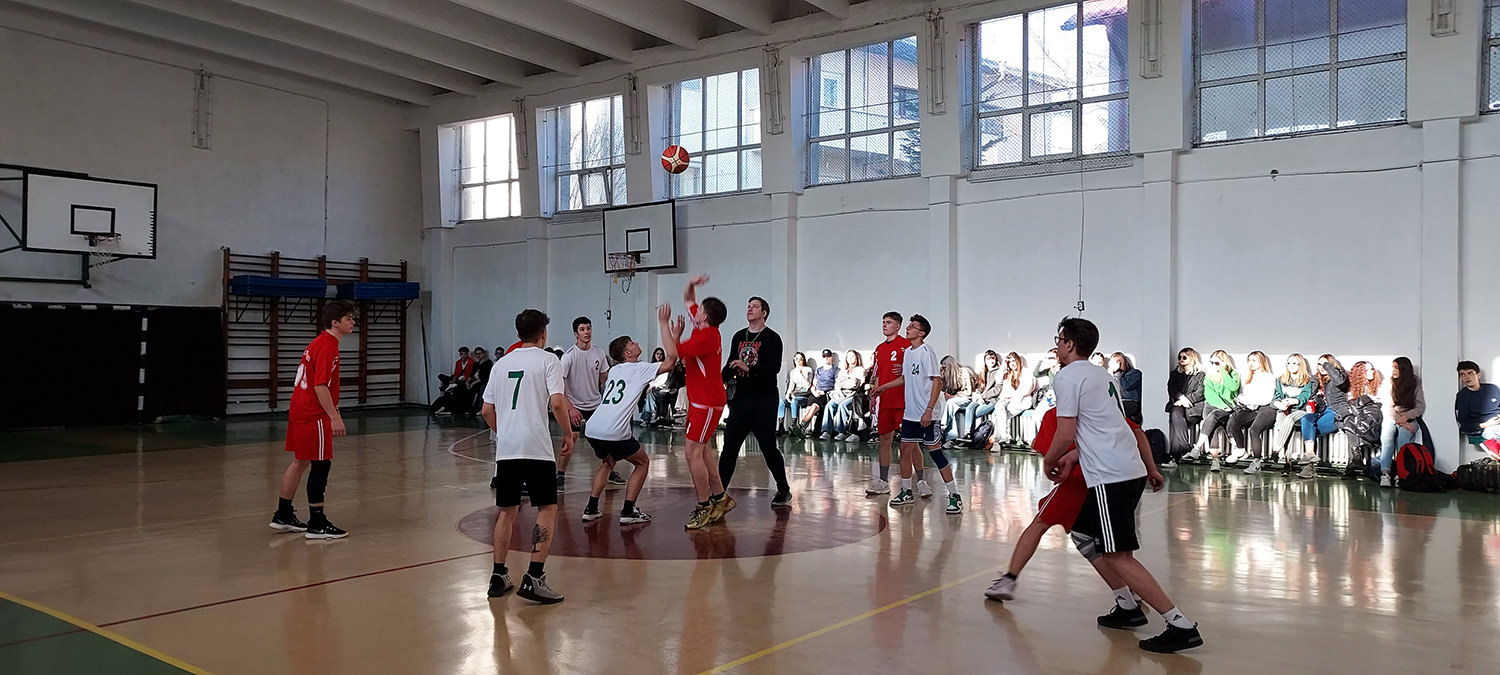 Echipa reprezentativă de baschet a colegiului nostru a participat la Olimpiada Națională a Sportului Școlar, etapa locală