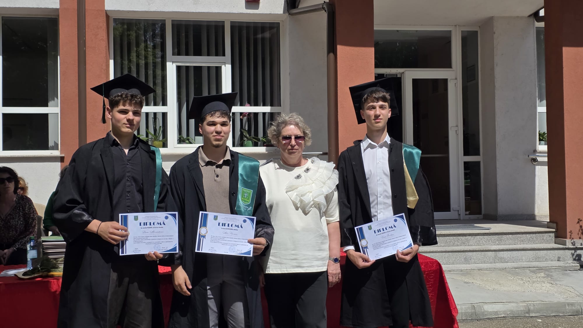 Despre oameni, emoții și aripi spre viitor - cursul festiv al absolvenților promoției 2022-2026