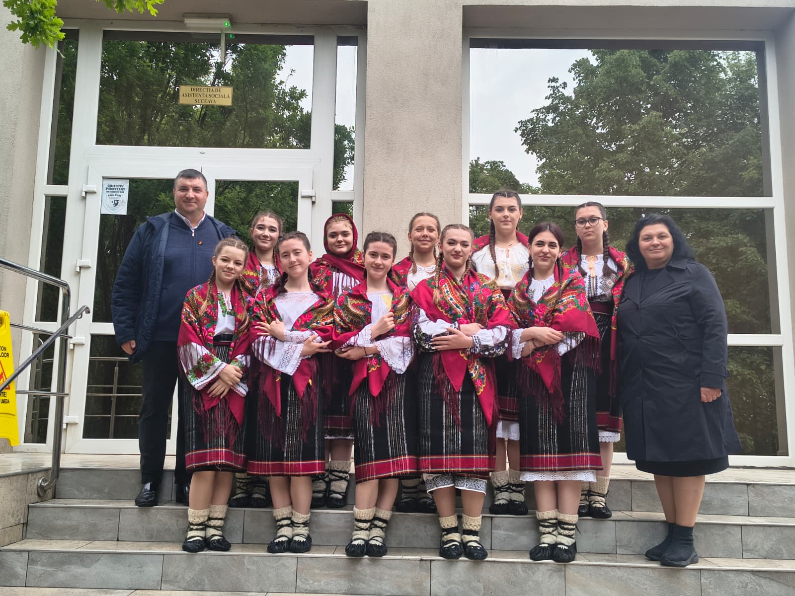 Slujbă de pomenire și moment patriotic la Monumentul Eroilor de pe Calea Unirii din Suceava